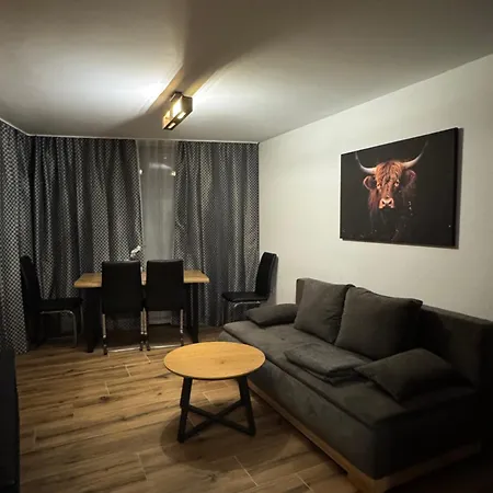 Im In Black Forest Mit Balkon Indoorpool Tiefgaragenstellplatz Apartmán